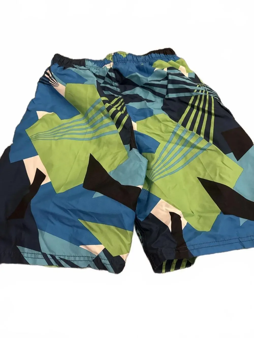 Kanu Surf bright colorful